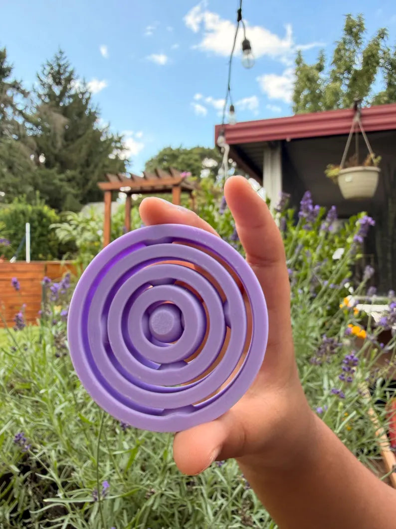 5-Ring Air Spinner Fidget, Quiet Sensory Desk Toy, Pocket Spinner