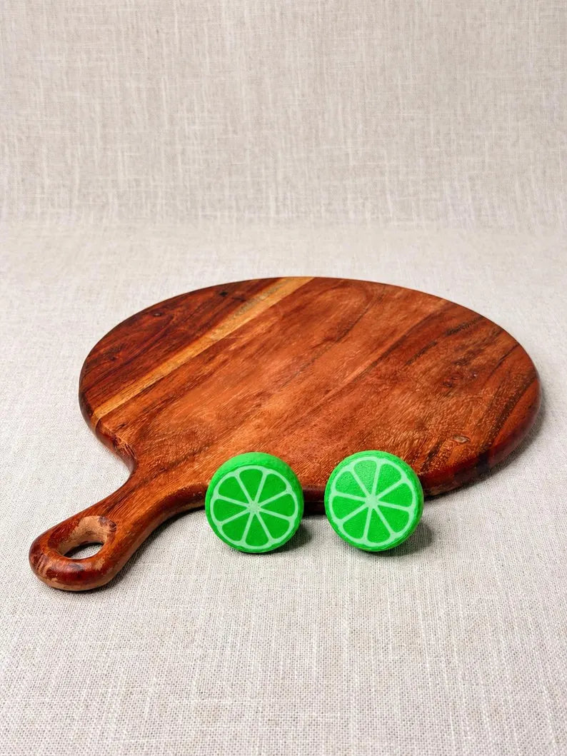 5-Piece Magnetic Cutting Fruit Set, Sliceable Pretend Food for Kids Play Kitchen