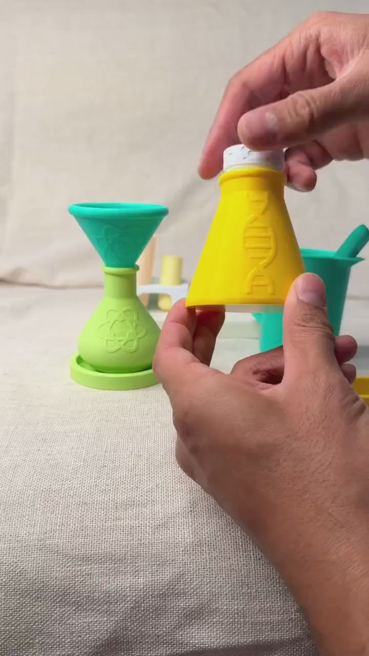 Kids Science Playset, Pretend Lab Mixing Set, Pour & Play Little Scientist Sensory Toy